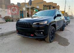 2022 جيب شيروكي