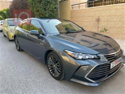 2021 تويوتا أفالون