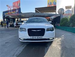 2019 كرايسلر 300