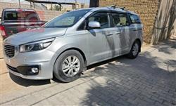 2017 كيا سيدونا