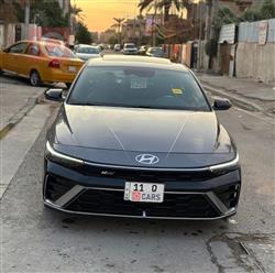 Hyundai Elantra 2024