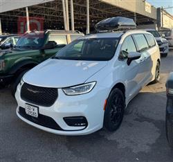 2023 كرايسلر باسيفيكا 2023 كرايسلر باسيفيكا