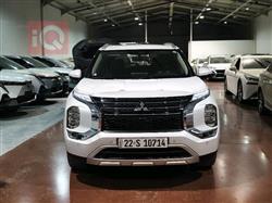 2024 ميتسوبيشي اوتلاندر