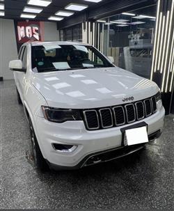 2018 جيب جراند شيروكي