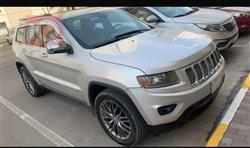 2012 جيب جراند شيروكي