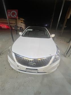 2014 هيونداي أزيرا