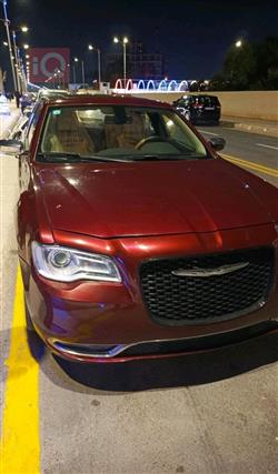 Chrysler 300 2018