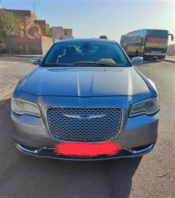 Chrysler 300 2022
