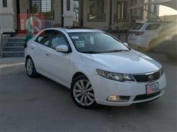 2013 كيا سيراتو