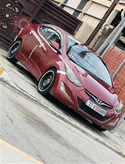 Hyundai Elantra 2012
