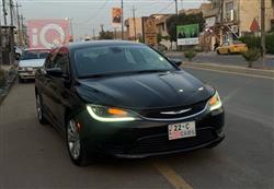 2017 كرايسلر 200