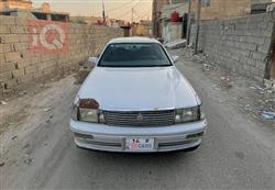 Toyota Crown 2000