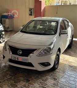 Nissan Sunny 2022
