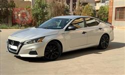Nissan Altima 2020