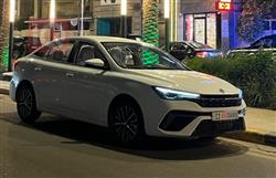 2025 ام جي 5 بلس