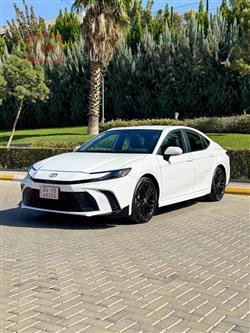 2025 تويوتا كامري