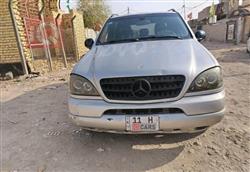 2000 مرسيدس بنز ام ال- كلاس
