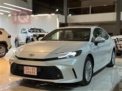 2025 تويوتا كامري