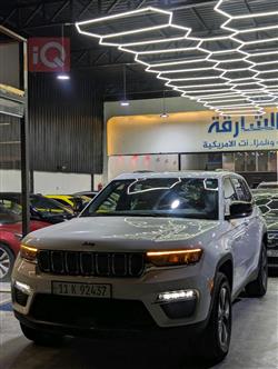 2024 جيب جراند شيروكي