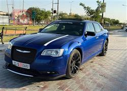 2019 كرايسلر 300