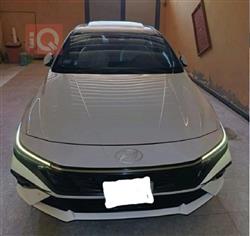 Hyundai Elantra 2024