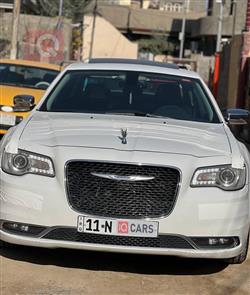 2016 كرايسلر 300