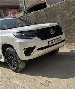 Toyota Land Cruiser Prado 2023