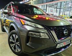 2022 نيسان روج