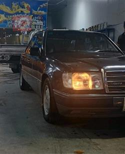 Mercedes-Benz E-Class 1992