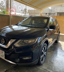 2018 نيسان روج