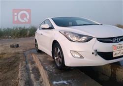 Hyundai Elantra 2012