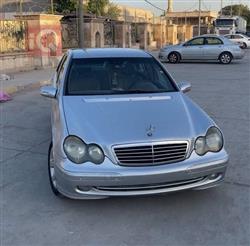 Mercedes-Benz E-Class 2002
