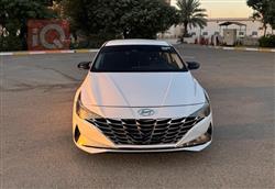 Hyundai Elantra 2021