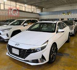 Hyundai Elantra 2022