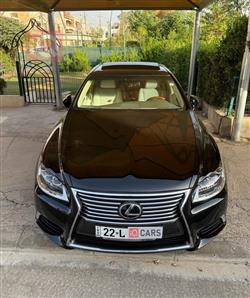2017 لكزس LS