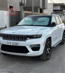 2025 جيب جراند شيروكي