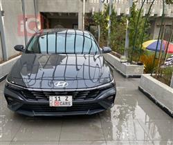 Hyundai Elantra 2024