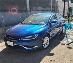 2016 كرايسلر 200