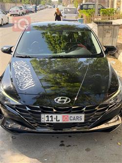 Hyundai Elantra 2022
