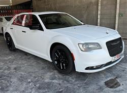 Chrysler 300 2017