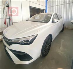 2025 ام جي 5 بلس