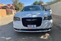 Chrysler 300 2019