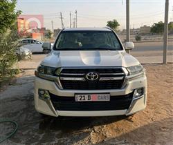 2016 تويوتا لاندكروزر