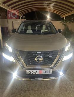 2021 نيسان روج