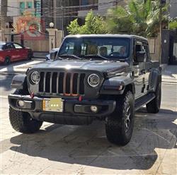 2020 جيب جلاديتور 2020 جيب جلاديتور