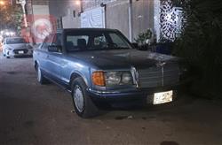 Mercedes-Benz S-Class 1990