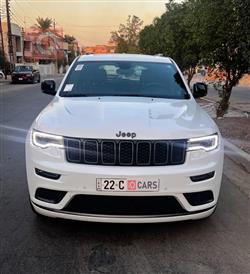 2020 جيب جراند شيروكي