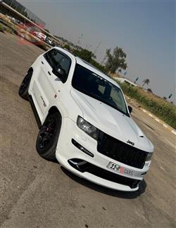 2013 جيب جراند شيروكي