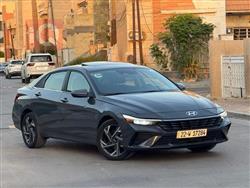 Hyundai Elantra 2024