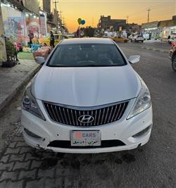 2014 هيونداي أزيرا